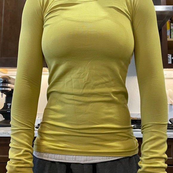 Lululemon Women’s Swiftly Long Sleeve Shirt - Picture 3 of 5